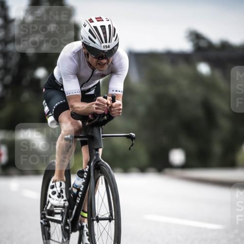 21.06.2026 - 29. Vierlanden-Triathlon H.Heesch http://msf.ph/oto/9886244 21.06.2026 10:40:06 Radfahren 154, 309 meine-sportfotos.de