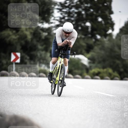 21.06.2026 - 29. Vierlanden-Triathlon H.Heesch http://msf.ph/oto/9886265 21.06.2026 10:40:34 Radfahren 199, 280 meine-sportfotos.de