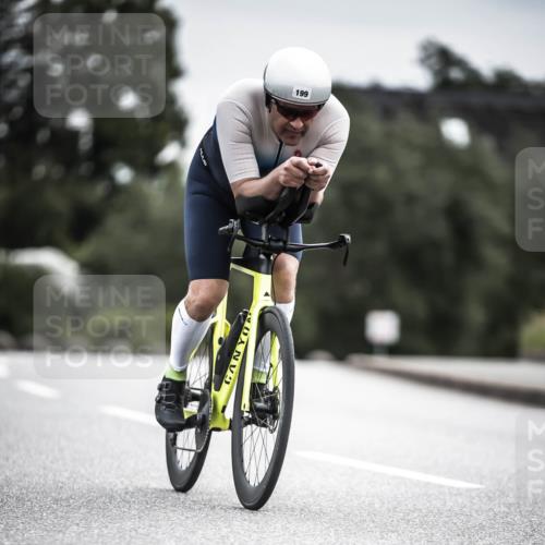 21.06.2026 - 29. Vierlanden-Triathlon H.Heesch http://msf.ph/oto/9886306 21.06.2026 10:40:35 Radfahren 199, 280 meine-sportfotos.de