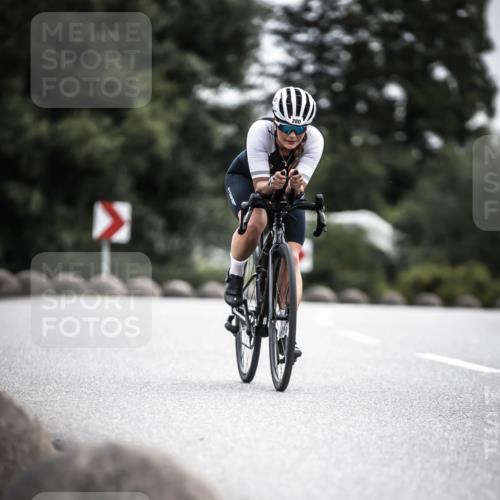 21.06.2026 - 29. Vierlanden-Triathlon H.Heesch http://msf.ph/oto/9886324 21.06.2026 10:40:39 Radfahren 151, 280 meine-sportfotos.de
