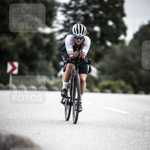 21.06.2026 - 29. Vierlanden-Triathlon H.Heesch http://msf.ph/oto/9886336 21.06.2026 10:40:39 Radfahren 151, 280 meine-sportfotos.de