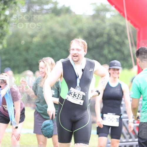 21.06.2026 - 29. Vierlanden-Triathlon Andreas Tolksdorf http://msf.ph/oto/9886360 21.06.2026 11:31:28 Ziel 552, 552 meine-sportfotos.de