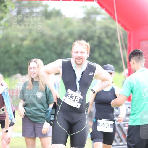 21.06.2026 - 29. Vierlanden-Triathlon Andreas Tolksdorf http://msf.ph/oto/9886384 21.06.2026 11:31:28 Ziel 552, 552 meine-sportfotos.de