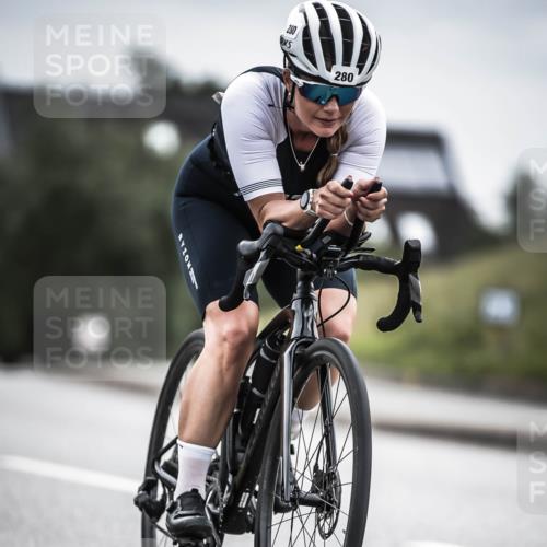 21.06.2026 - 29. Vierlanden-Triathlon H.Heesch http://msf.ph/oto/9886396 21.06.2026 10:40:40 Radfahren 3, 151, 280 meine-sportfotos.de