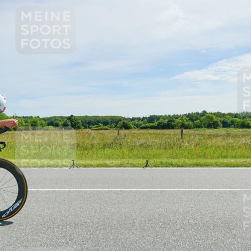 21.06.2026 - Viking Triathlon Michael Burmester http://msf.ph/oto/9886397 21.06.2026 11:48:30 Radfahren 34, 45, 97, 125, 125, 150, 150, 188, 197, 250, 303, 327, 340, 434, 485, 553, 553, 616, 622, 622, 651, 652, 663, 665, 669 meine-sportfotos.de