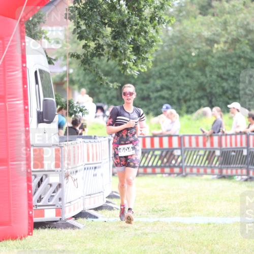 21.06.2026 - 29. Vierlanden-Triathlon Andreas Tolksdorf http://msf.ph/oto/9886411 21.06.2026 11:31:53 Ziel 604, 604 meine-sportfotos.de