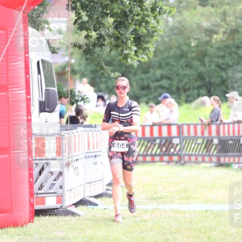 21.06.2026 - 29. Vierlanden-Triathlon Andreas Tolksdorf http://msf.ph/oto/9886448 21.06.2026 11:31:54 Ziel 604, 604 meine-sportfotos.de