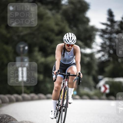 21.06.2026 - 29. Vierlanden-Triathlon H.Heesch http://msf.ph/oto/9886455 21.06.2026 10:40:59 Radfahren 39, 231, 265, 301 meine-sportfotos.de