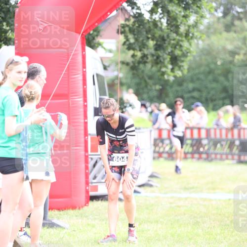 21.06.2026 - 29. Vierlanden-Triathlon Andreas Tolksdorf http://msf.ph/oto/9886472 21.06.2026 11:31:58 Ziel 604, 604 meine-sportfotos.de