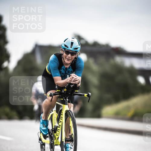 21.06.2026 - 29. Vierlanden-Triathlon H.Heesch http://msf.ph/oto/9886541 21.06.2026 10:41:03 Radfahren 265, 301 meine-sportfotos.de