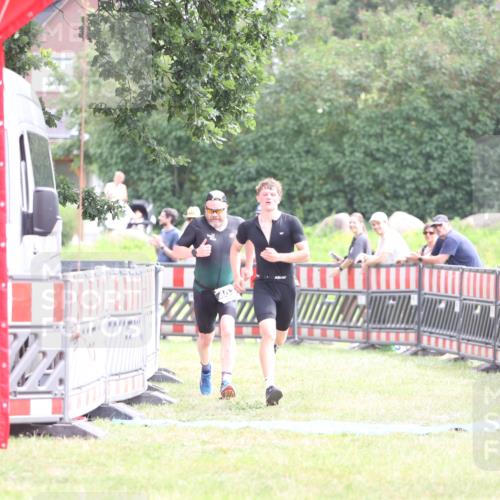 21.06.2026 - 29. Vierlanden-Triathlon Andreas Tolksdorf http://msf.ph/oto/9886589 21.06.2026 11:32:21 Ziel 403, 403 meine-sportfotos.de