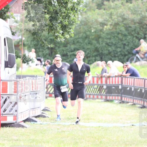 21.06.2026 - 29. Vierlanden-Triathlon Andreas Tolksdorf http://msf.ph/oto/9886628 21.06.2026 11:32:21 Ziel 403, 403 meine-sportfotos.de