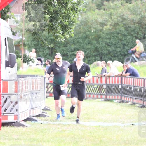 21.06.2026 - 29. Vierlanden-Triathlon Andreas Tolksdorf http://msf.ph/oto/9886631 21.06.2026 11:32:21 Ziel 403, 403 meine-sportfotos.de