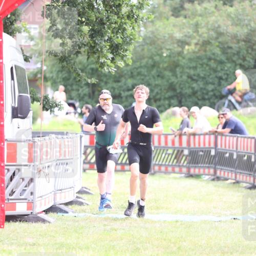 21.06.2026 - 29. Vierlanden-Triathlon Andreas Tolksdorf http://msf.ph/oto/9886637 21.06.2026 11:32:22 Ziel 403, 403 meine-sportfotos.de