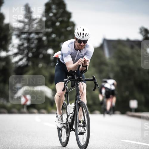 21.06.2026 - 29. Vierlanden-Triathlon H.Heesch http://msf.ph/oto/9886715 21.06.2026 10:41:49 Radfahren 68, 195 meine-sportfotos.de