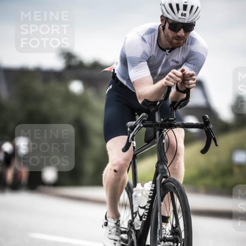 21.06.2026 - 29. Vierlanden-Triathlon H.Heesch http://msf.ph/oto/9886760 21.06.2026 10:41:49 Radfahren 68, 195 meine-sportfotos.de