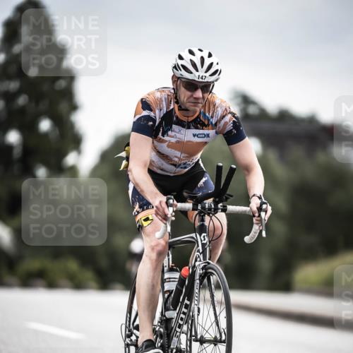 21.06.2026 - 29. Vierlanden-Triathlon H.Heesch http://msf.ph/oto/9886786 21.06.2026 10:42:26 Radfahren 5, 75, 147, 449 meine-sportfotos.de