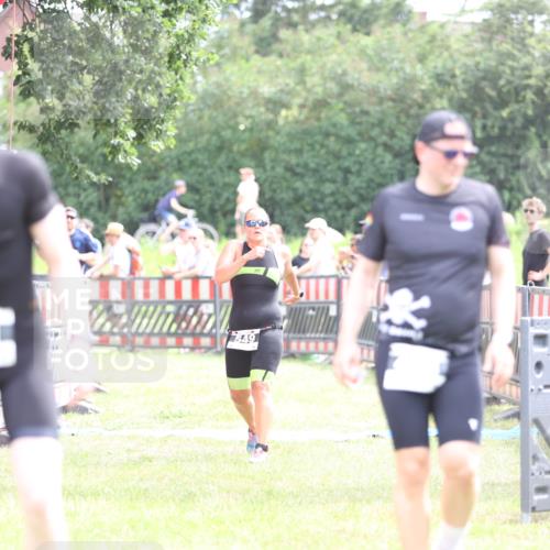 21.06.2026 - 29. Vierlanden-Triathlon Andreas Tolksdorf http://msf.ph/oto/9886793 21.06.2026 11:33:02 Ziel 325, 458, 549, 325, 458, 549 meine-sportfotos.de