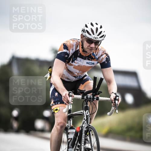21.06.2026 - 29. Vierlanden-Triathlon H.Heesch http://msf.ph/oto/9886798 21.06.2026 10:42:26 Radfahren 5, 75, 147, 449 meine-sportfotos.de
