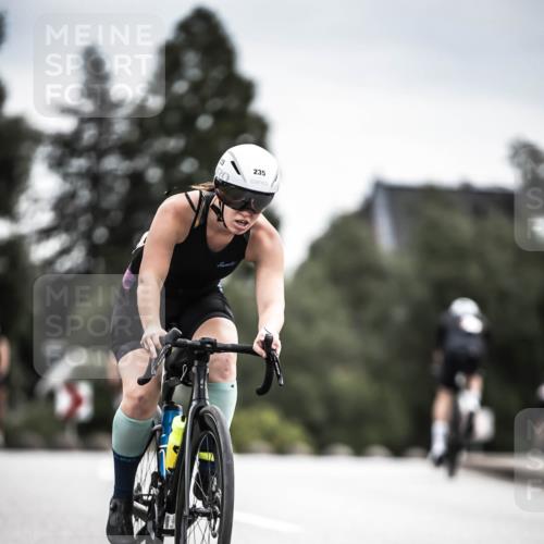 21.06.2026 - 29. Vierlanden-Triathlon H.Heesch http://msf.ph/oto/9886830 21.06.2026 10:42:45 Radfahren 91, 217, 235 meine-sportfotos.de