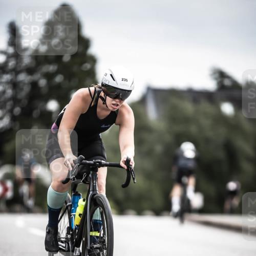 21.06.2026 - 29. Vierlanden-Triathlon H.Heesch http://msf.ph/oto/9886836 21.06.2026 10:42:45 Radfahren 91, 217, 235 meine-sportfotos.de