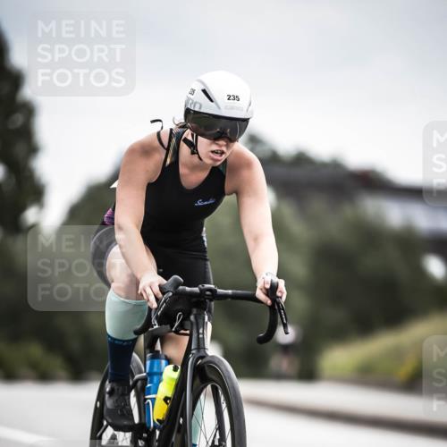 21.06.2026 - 29. Vierlanden-Triathlon H.Heesch http://msf.ph/oto/9886849 21.06.2026 10:42:45 Radfahren 91, 217, 235 meine-sportfotos.de
