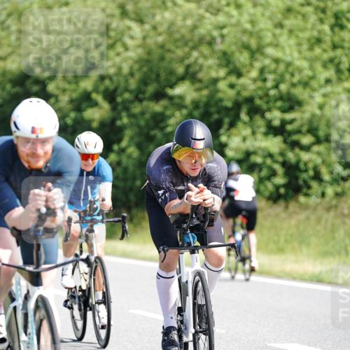 21.06.2026 - Viking Triathlon Michael Burmester http://msf.ph/oto/9886875 21.06.2026 11:30:05 Radfahren 27, 34, 45, 125, 127, 167, 188, 300, 327, 333, 340, 356, 601, 610, 615, 646, 647, 656, 663 meine-sportfotos.de