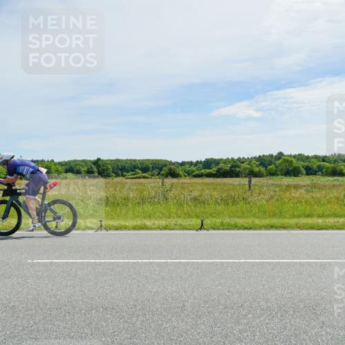 21.06.2026 - Viking Triathlon Michael Burmester http://msf.ph/oto/9886920 21.06.2026 11:53:36 Radfahren 1, 4, 59, 339, 400, 400, 538, 539 meine-sportfotos.de