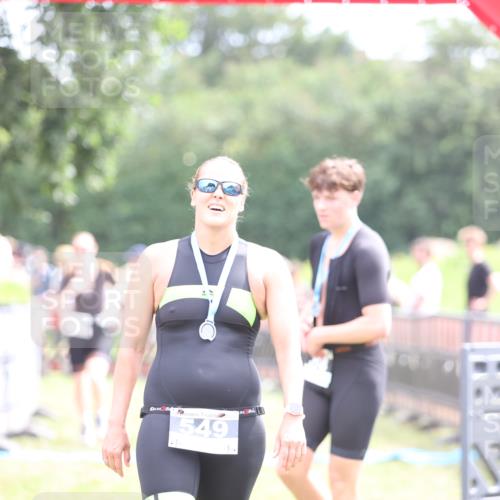 21.06.2026 - 29. Vierlanden-Triathlon Andreas Tolksdorf http://msf.ph/oto/9886923 21.06.2026 11:33:27 Ziel 486, 486 meine-sportfotos.de