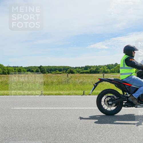 21.06.2026 - Viking Triathlon Michael Burmester http://msf.ph/oto/9886928 21.06.2026 11:53:45 Radfahren 1, 4, 59, 62, 217, 339, 363, 398, 400, 458, 539 meine-sportfotos.de