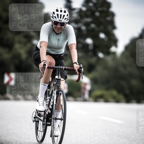 21.06.2026 - 29. Vierlanden-Triathlon H.Heesch http://msf.ph/oto/9886961 21.06.2026 10:42:54 Radfahren 217, 266, 338 meine-sportfotos.de