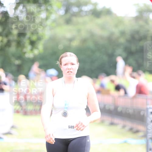 21.06.2026 - 29. Vierlanden-Triathlon Andreas Tolksdorf http://msf.ph/oto/9887009 21.06.2026 11:34:03 Ziel 330, 488, 330, 488 meine-sportfotos.de