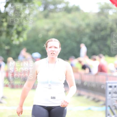 21.06.2026 - 29. Vierlanden-Triathlon Andreas Tolksdorf http://msf.ph/oto/9887024 21.06.2026 11:34:03 Ziel 330, 488, 330, 488 meine-sportfotos.de