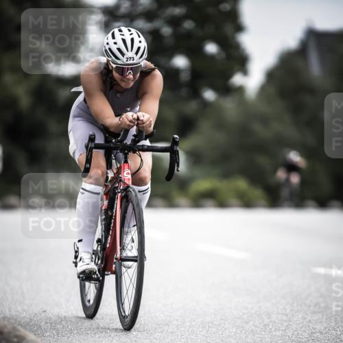 21.06.2026 - 29. Vierlanden-Triathlon H.Heesch http://msf.ph/oto/9887025 21.06.2026 10:43:01 Radfahren 122, 157, 273 meine-sportfotos.de