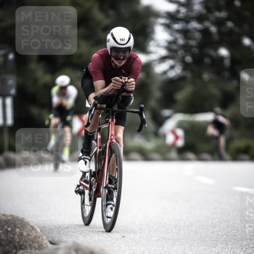 21.06.2026 - 29. Vierlanden-Triathlon H.Heesch http://msf.ph/oto/9887059 21.06.2026 10:43:04 Radfahren 122, 157, 273 meine-sportfotos.de