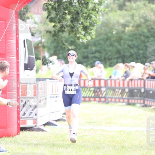 21.06.2026 - 29. Vierlanden-Triathlon Andreas Tolksdorf http://msf.ph/oto/9887066 21.06.2026 11:34:20 Ziel 575, 575 meine-sportfotos.de