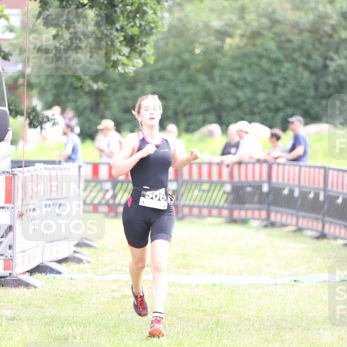 21.06.2026 - 29. Vierlanden-Triathlon Andreas Tolksdorf http://msf.ph/oto/9887085 21.06.2026 11:34:34 Ziel 506, 572, 506, 572 meine-sportfotos.de