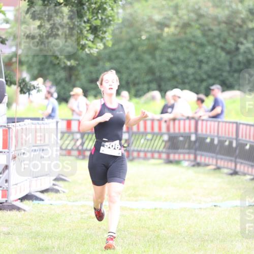 21.06.2026 - 29. Vierlanden-Triathlon Andreas Tolksdorf http://msf.ph/oto/9887090 21.06.2026 11:34:34 Ziel 506, 572, 506, 572 meine-sportfotos.de