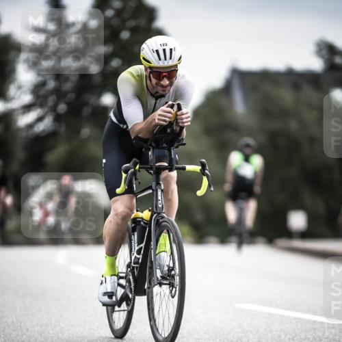 21.06.2026 - 29. Vierlanden-Triathlon H.Heesch http://msf.ph/oto/9887111 21.06.2026 10:43:06 Radfahren 19, 122, 157, 273 meine-sportfotos.de