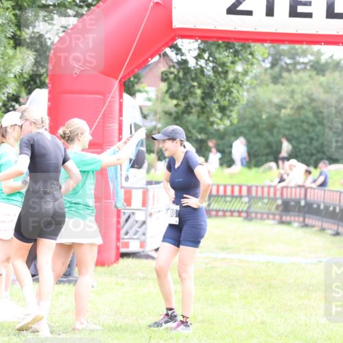 21.06.2026 - 29. Vierlanden-Triathlon Andreas Tolksdorf http://msf.ph/oto/9887176 21.06.2026 11:34:59 Ziel 618, 618 meine-sportfotos.de