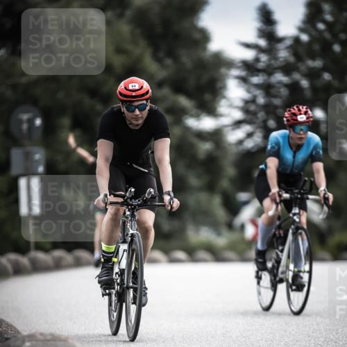 21.06.2026 - 29. Vierlanden-Triathlon H.Heesch http://msf.ph/oto/9887177 21.06.2026 10:43:14 Radfahren 19, 54, 96, 167, 259, 260, 392, 443, 447, 448, 467 meine-sportfotos.de