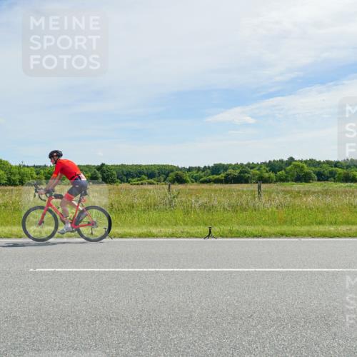 21.06.2026 - Viking Triathlon Michael Burmester http://msf.ph/oto/9887185 21.06.2026 11:55:41 Radfahren 7, 21, 28, 49, 52, 147, 147, 279, 318, 324, 360, 637, 650, 666 meine-sportfotos.de