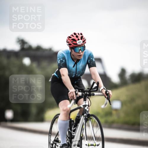 21.06.2026 - 29. Vierlanden-Triathlon H.Heesch http://msf.ph/oto/9887191 21.06.2026 10:43:15 Radfahren 19, 54, 96, 167, 259, 260, 392, 443, 447, 448, 467 meine-sportfotos.de