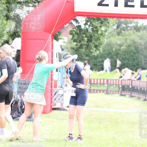 21.06.2026 - 29. Vierlanden-Triathlon Andreas Tolksdorf http://msf.ph/oto/9887226 21.06.2026 11:34:59 Ziel 618, 618 meine-sportfotos.de