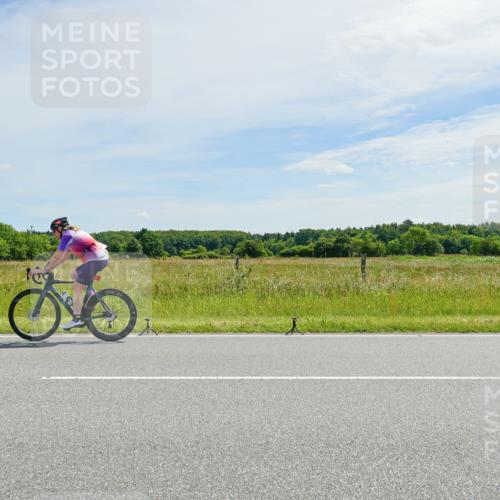 21.06.2026 - Viking Triathlon Michael Burmester http://msf.ph/oto/9887245 21.06.2026 11:56:08 Radfahren 14, 133, 133, 262, 341, 405, 432, 439, 486, 487, 506, 533 meine-sportfotos.de