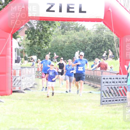21.06.2026 - 29. Vierlanden-Triathlon Andreas Tolksdorf http://msf.ph/oto/9887284 21.06.2026 11:35:10 Ziel 438, 606, 618, 438, 606, 618 meine-sportfotos.de