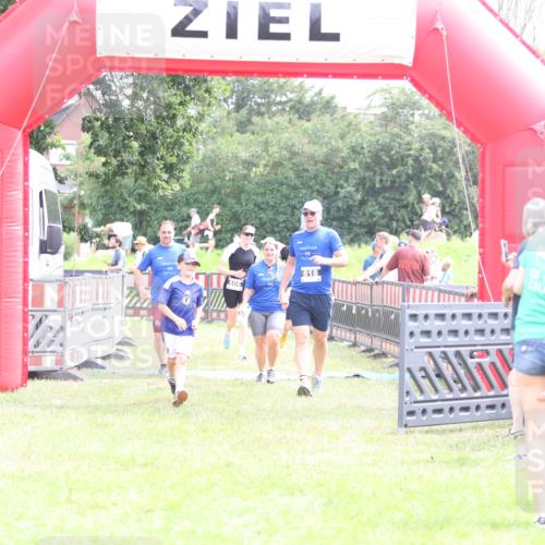 21.06.2026 - 29. Vierlanden-Triathlon Andreas Tolksdorf http://msf.ph/oto/9887317 21.06.2026 11:35:10 Ziel 438, 606, 618, 438, 606, 618 meine-sportfotos.de