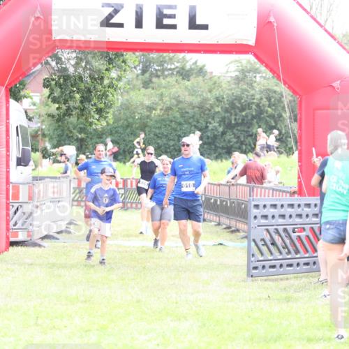 21.06.2026 - 29. Vierlanden-Triathlon Andreas Tolksdorf http://msf.ph/oto/9887332 21.06.2026 11:35:10 Ziel 438, 606, 618, 438, 606, 618 meine-sportfotos.de
