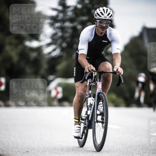 21.06.2026 - 29. Vierlanden-Triathlon H.Heesch http://msf.ph/oto/9887381 21.06.2026 10:43:39 Radfahren 103, 224, 230 meine-sportfotos.de