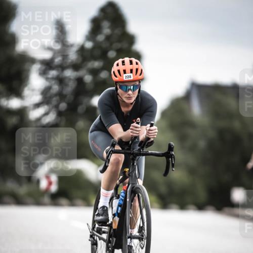 21.06.2026 - 29. Vierlanden-Triathlon H.Heesch http://msf.ph/oto/9887406 21.06.2026 10:44:03 Radfahren 109, 220, 228, 290, 357, 359 meine-sportfotos.de